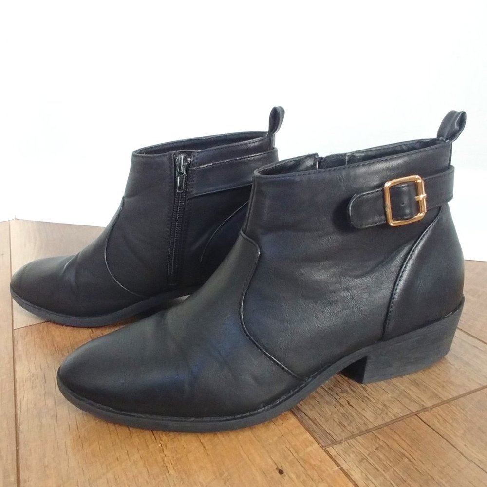 Forever 21 Faux Leather Ankle Boots
